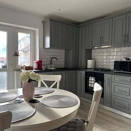 Bucovina View Apartment Campulung Moldovenesc Ngoại thất bức ảnh