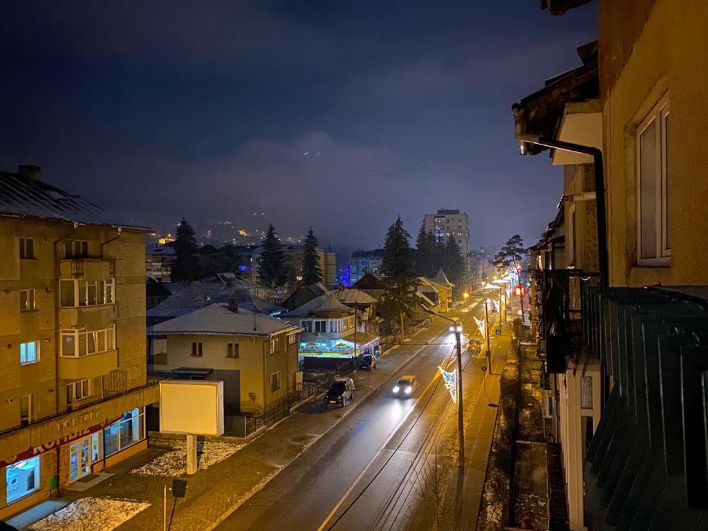 Bucovina View Apartment Campulung Moldovenesc Ngoại thất bức ảnh