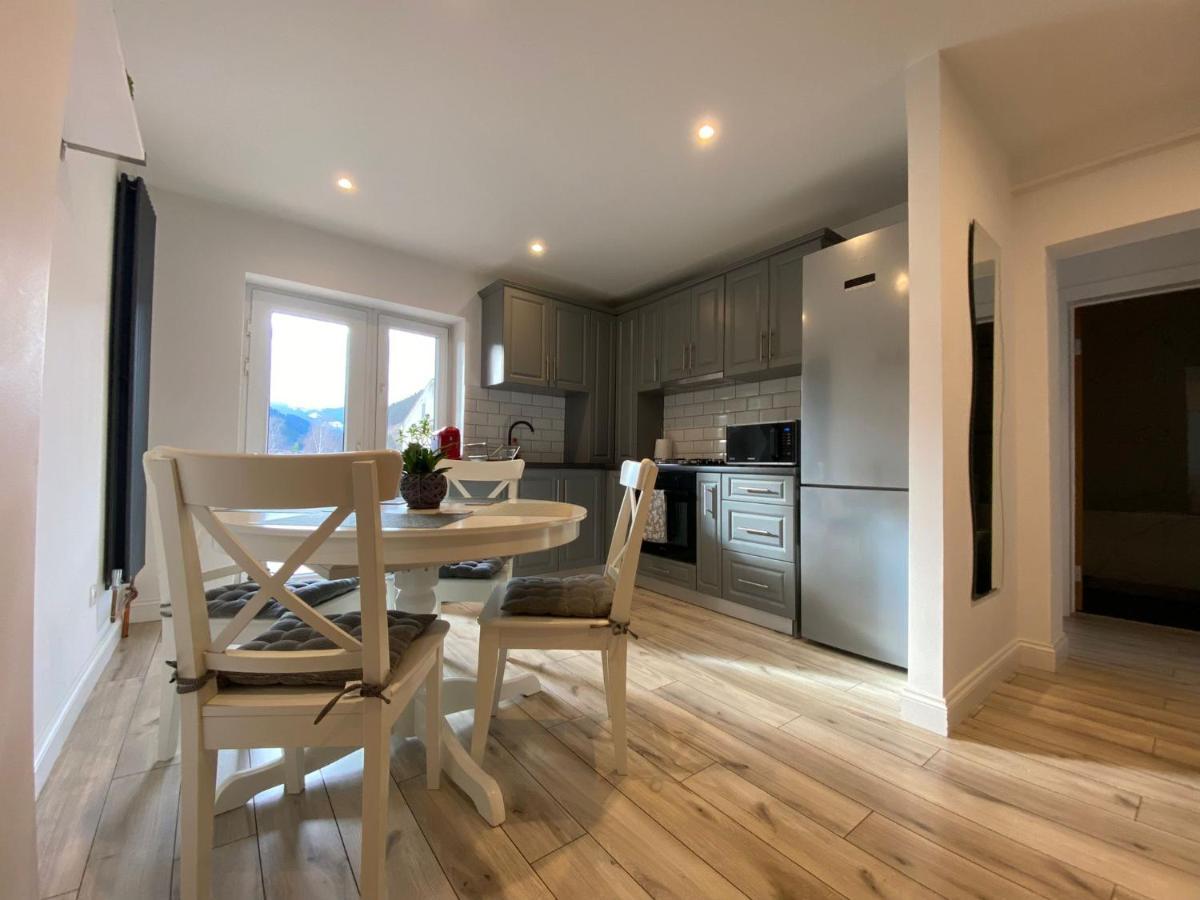 Bucovina View Apartment Campulung Moldovenesc Ngoại thất bức ảnh