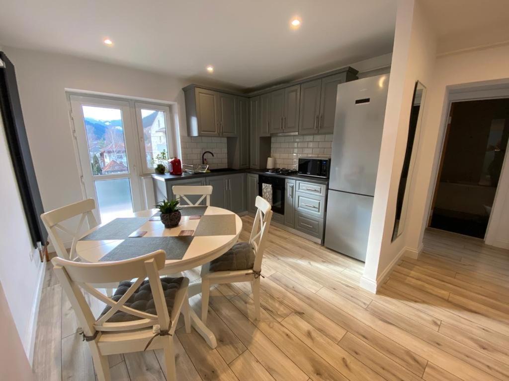 Bucovina View Apartment Campulung Moldovenesc Ngoại thất bức ảnh